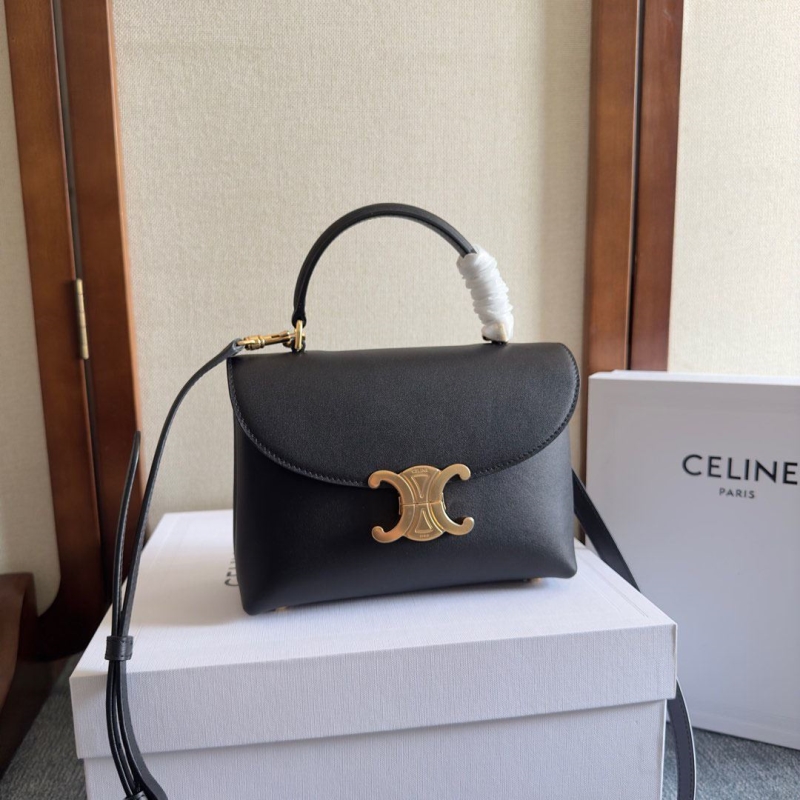 Ce1i*e kelly bags